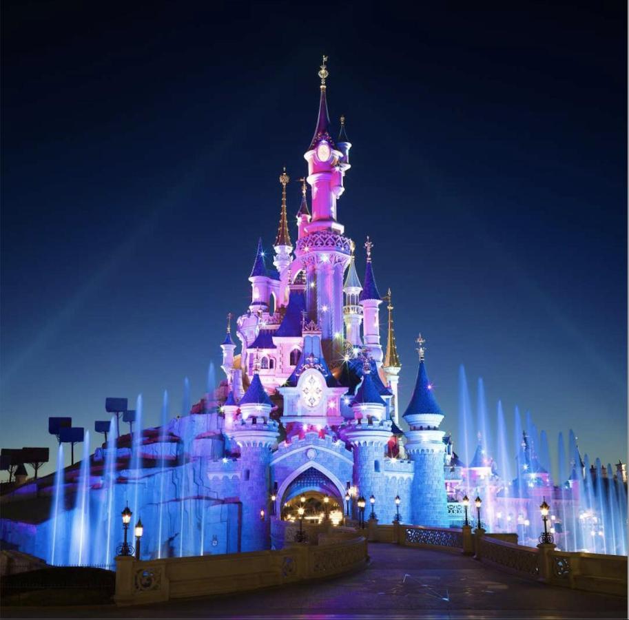 Disneyland-Paris 11Pers, 2Parkings, Wifi, Chessy Kültér fotó